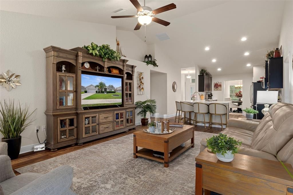 Active With Contract: $369,000 (4 beds, 3 baths, 2442 Square Feet)