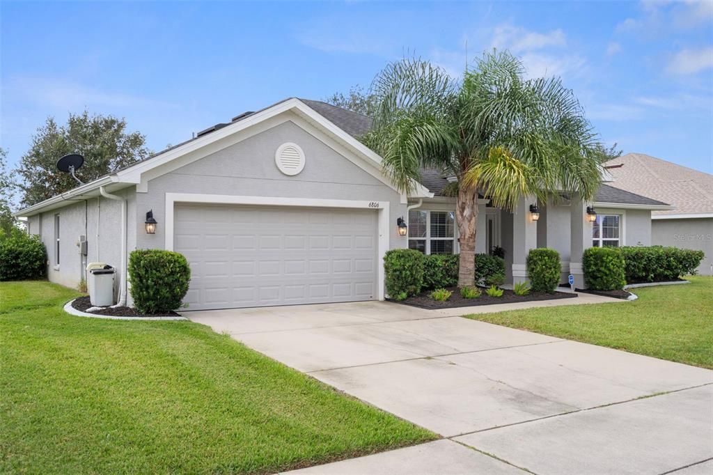 Active With Contract: $369,000 (4 beds, 3 baths, 2442 Square Feet)