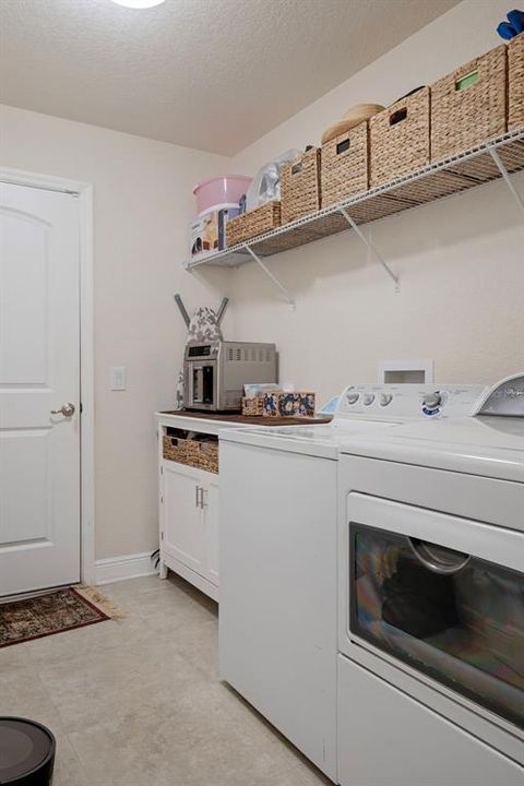 Active With Contract: $369,000 (4 beds, 3 baths, 2442 Square Feet)