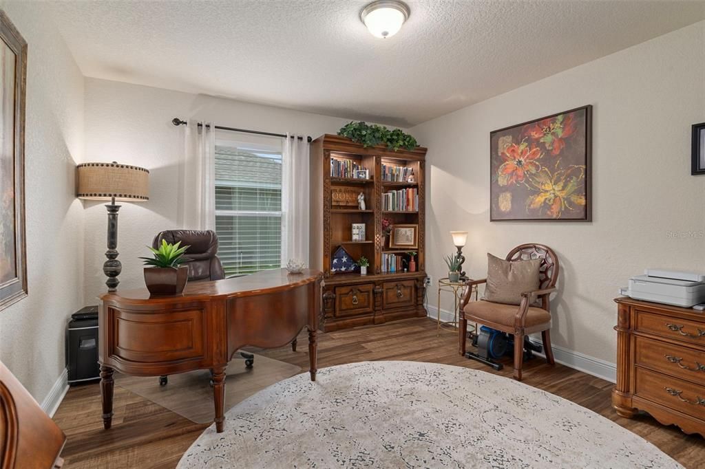 Active With Contract: $369,000 (4 beds, 3 baths, 2442 Square Feet)