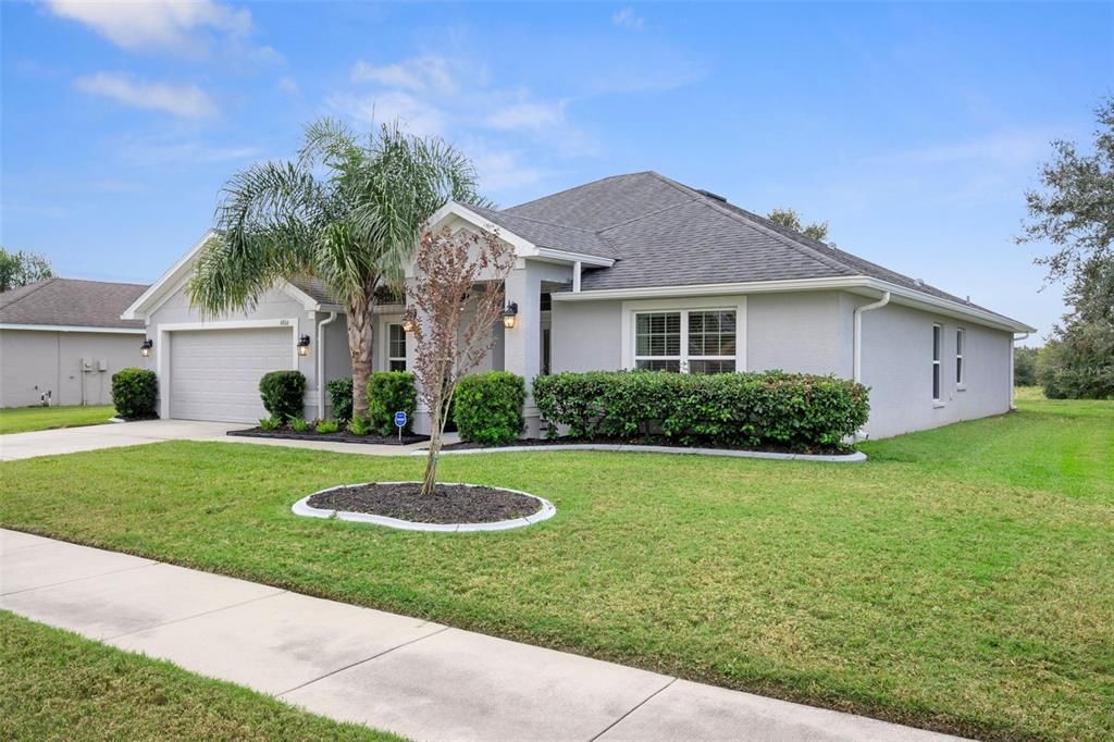 Active With Contract: $369,000 (4 beds, 3 baths, 2442 Square Feet)
