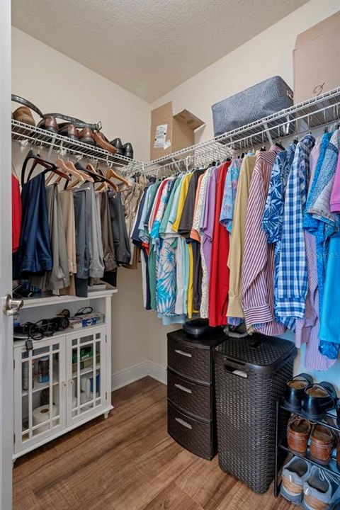 Active With Contract: $369,000 (4 beds, 3 baths, 2442 Square Feet)