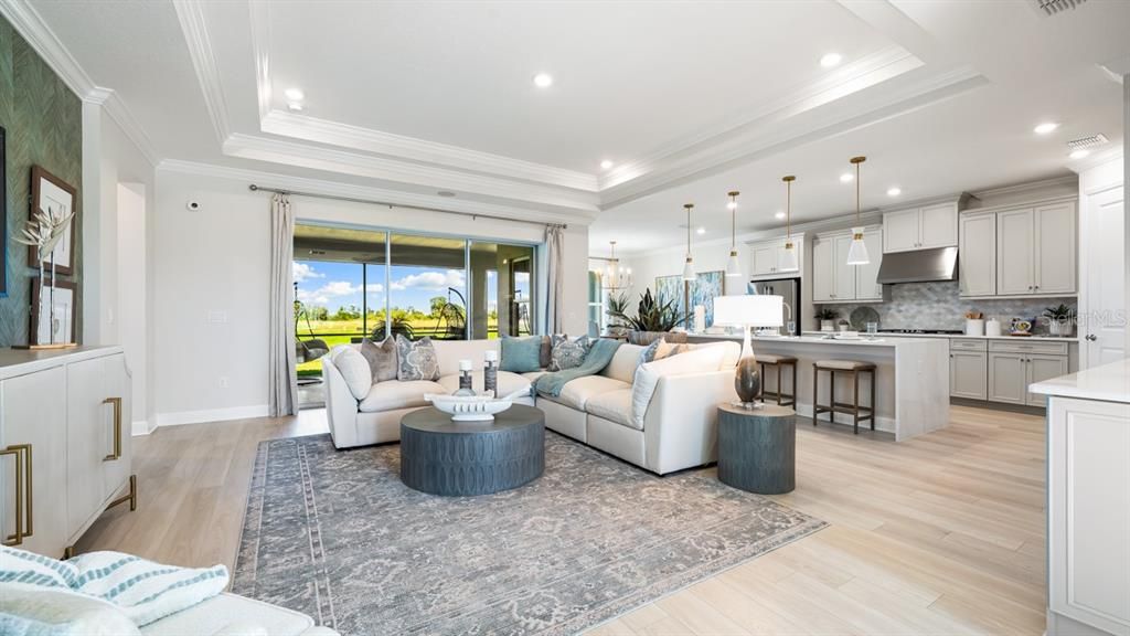 En Venta: $957,363 (5 camas, 4 baños, 3461 Pies cuadrados)