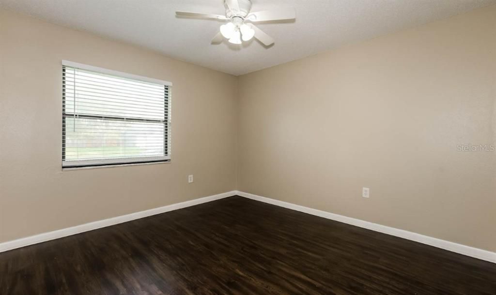 For Rent: $1,950 (3 beds, 2 baths, 1857 Square Feet)