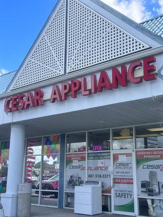 待售: $111,000 (0 贝兹, 0 浴室, 1200 平方英尺)