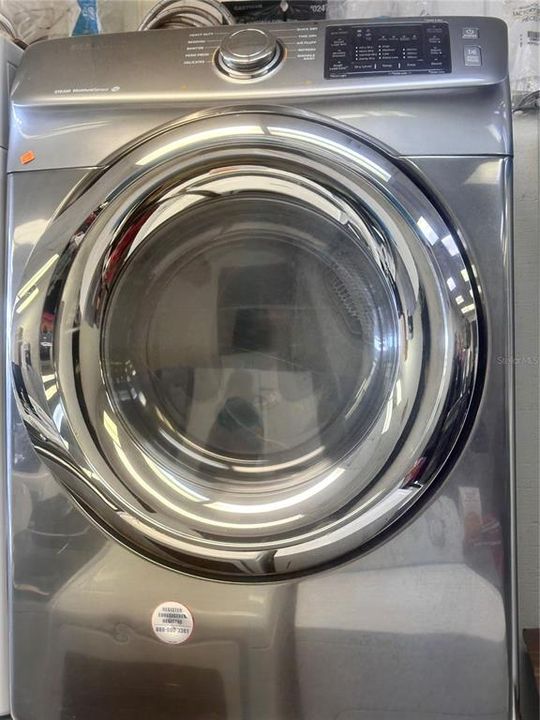 待售: $111,000 (0 贝兹, 0 浴室, 1200 平方英尺)