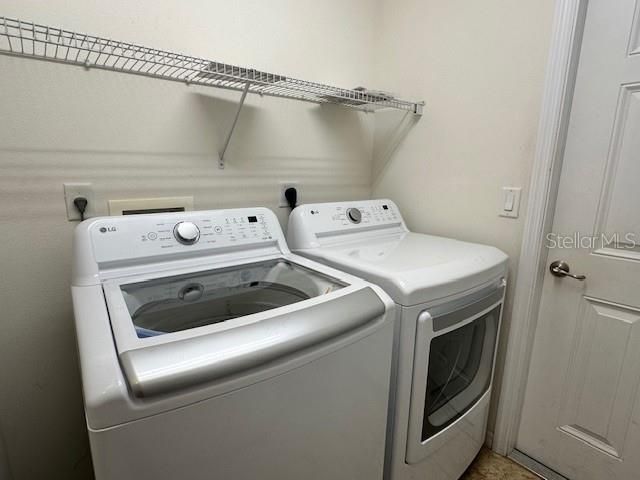 出租: $2,200 (3 贝兹, 2 浴室, 2053 平方英尺)