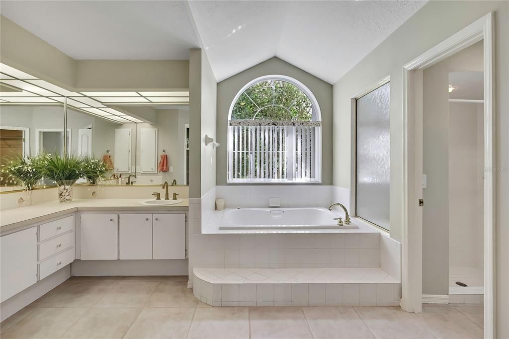 Activo con contrato: $419,900 (3 camas, 2 baños, 2017 Pies cuadrados)