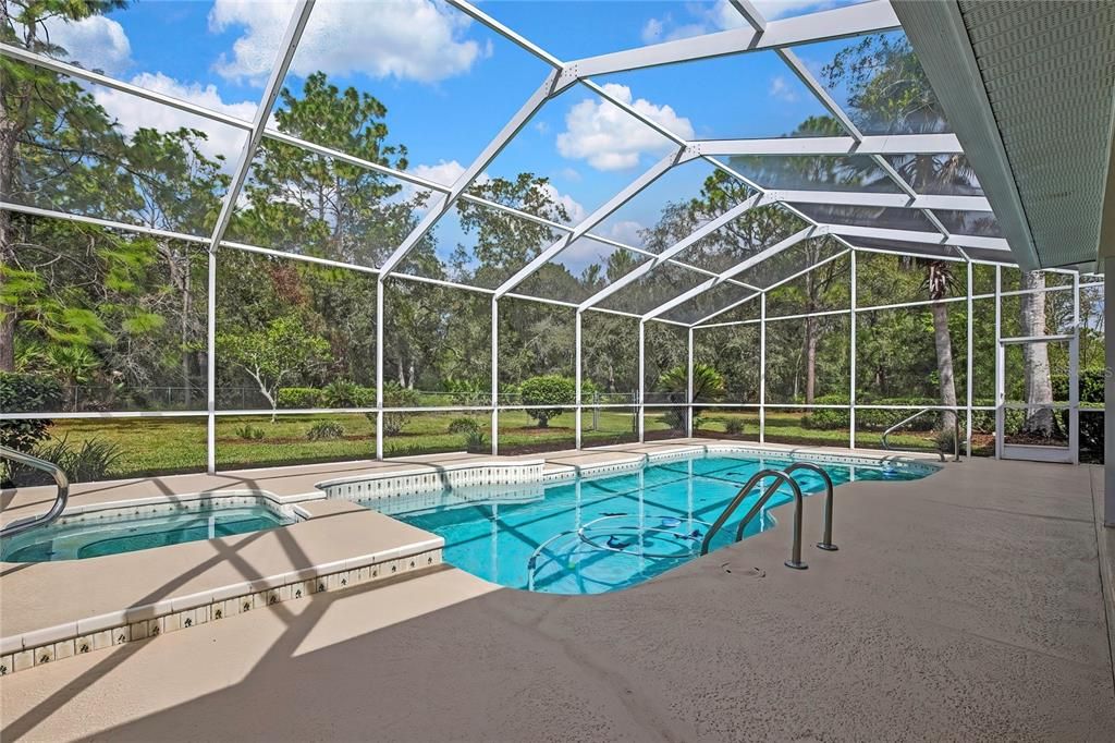 Activo con contrato: $419,900 (3 camas, 2 baños, 2017 Pies cuadrados)