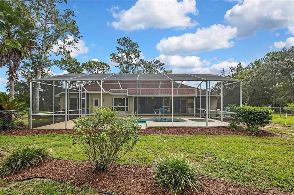 Activo con contrato: $419,900 (3 camas, 2 baños, 2017 Pies cuadrados)