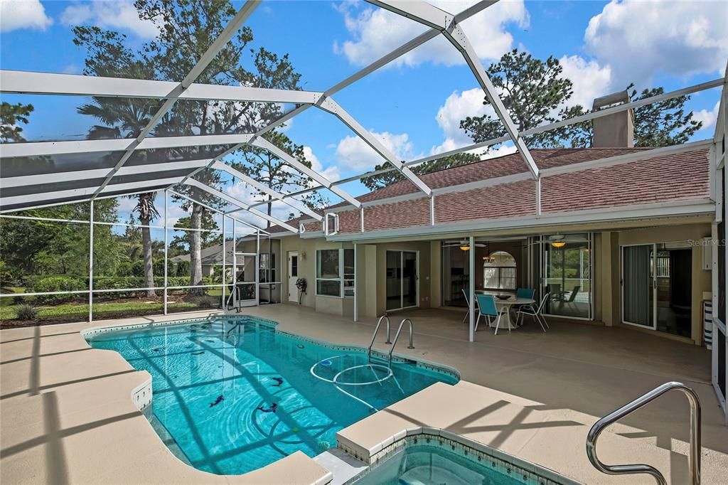 Activo con contrato: $419,900 (3 camas, 2 baños, 2017 Pies cuadrados)