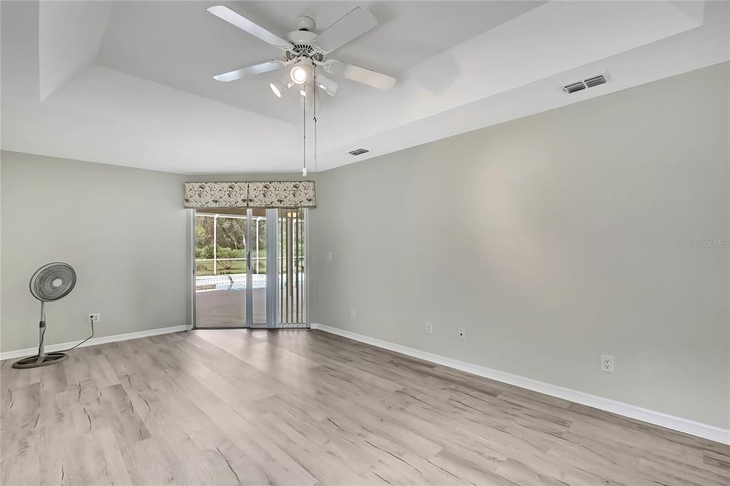 Activo con contrato: $419,900 (3 camas, 2 baños, 2017 Pies cuadrados)