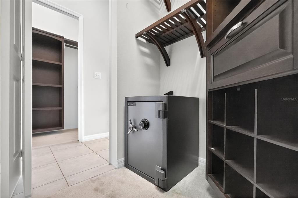 For Sale: $315,000 (2 beds, 2 baths, 1542 Square Feet)