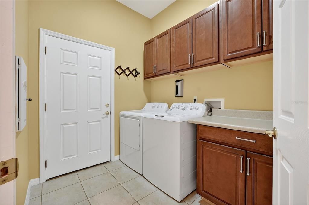 For Sale: $315,000 (2 beds, 2 baths, 1542 Square Feet)