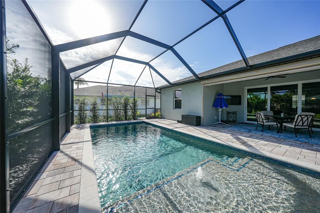 На продажу: $575,000 (4 спален, 2 ванн, 1868 Квадратных фут)