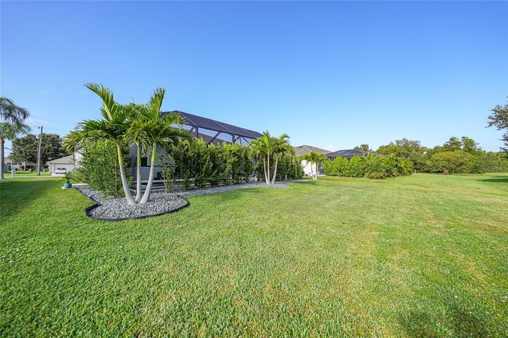 На продажу: $575,000 (4 спален, 2 ванн, 1868 Квадратных фут)