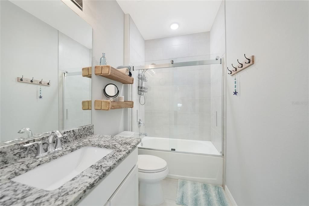 На продажу: $575,000 (4 спален, 2 ванн, 1868 Квадратных фут)