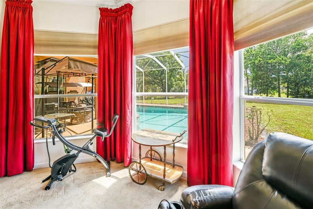 For Sale: $487,400 (4 beds, 3 baths, 2433 Square Feet)