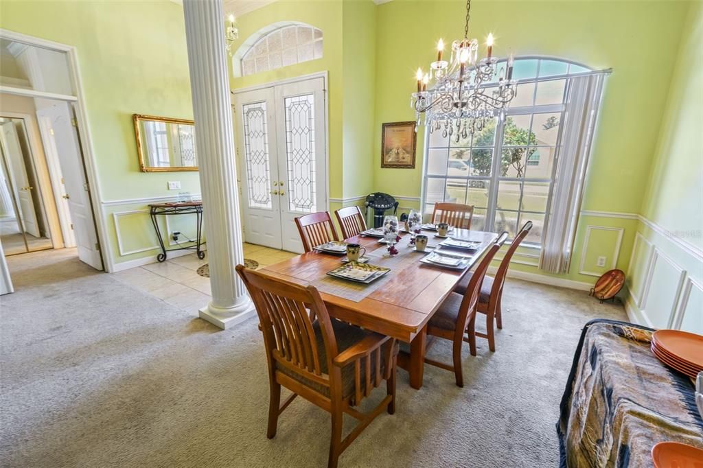 For Sale: $487,400 (4 beds, 3 baths, 2433 Square Feet)