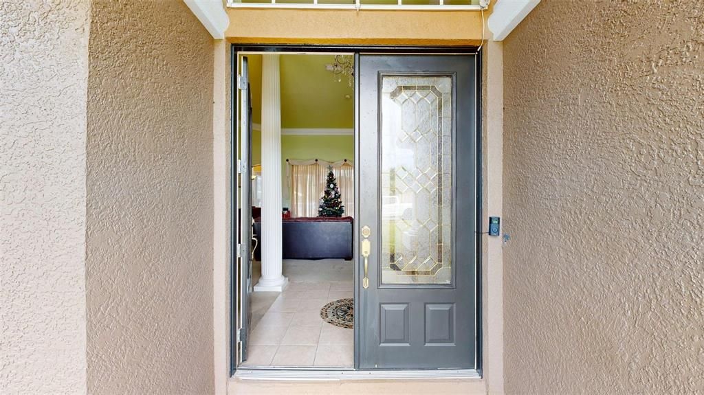 For Sale: $487,400 (4 beds, 3 baths, 2433 Square Feet)