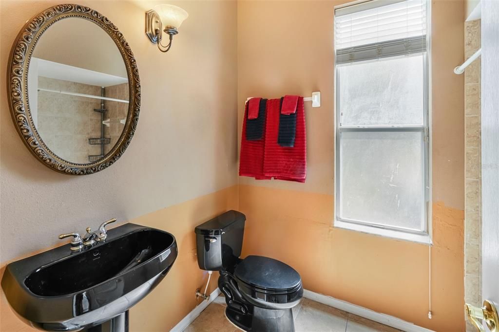 For Sale: $487,400 (4 beds, 3 baths, 2433 Square Feet)