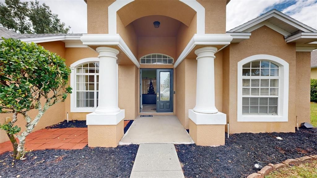 For Sale: $487,400 (4 beds, 3 baths, 2433 Square Feet)