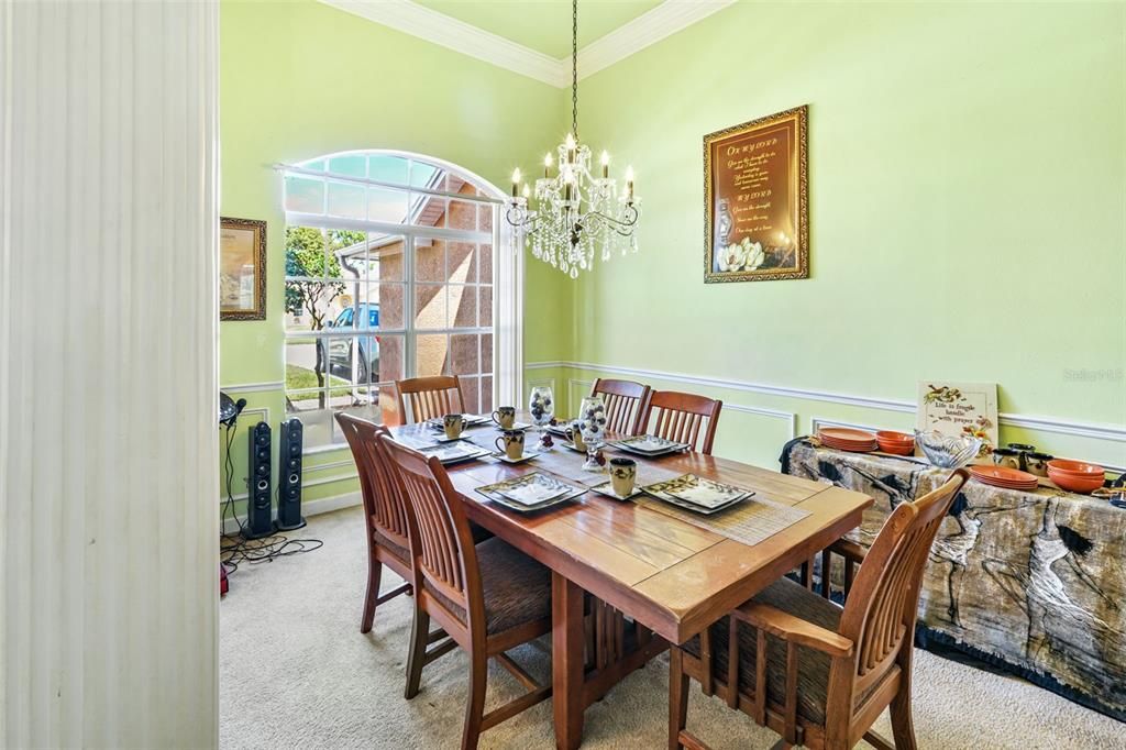 For Sale: $487,400 (4 beds, 3 baths, 2433 Square Feet)