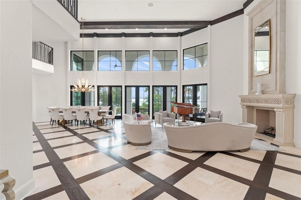 На продажу: $5,325,000 (4 спален, 5 ванн, 6424 Квадратных фут)