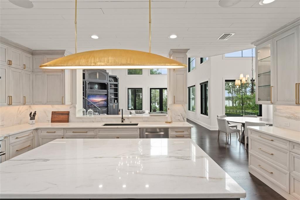 На продажу: $5,325,000 (4 спален, 5 ванн, 6424 Квадратных фут)