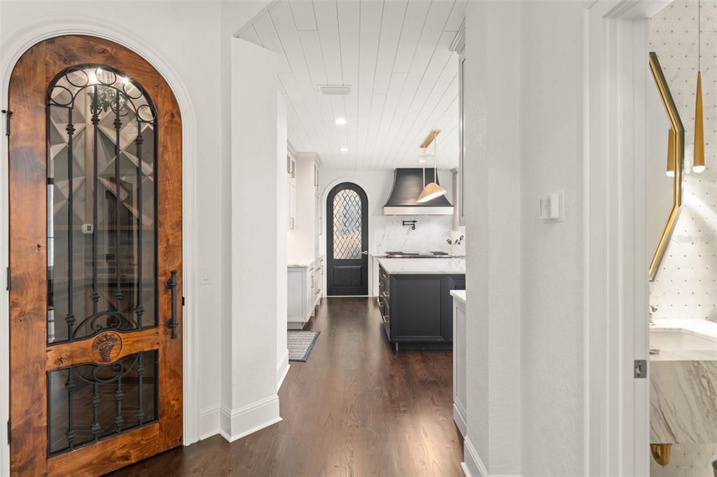 На продажу: $5,325,000 (4 спален, 5 ванн, 6424 Квадратных фут)