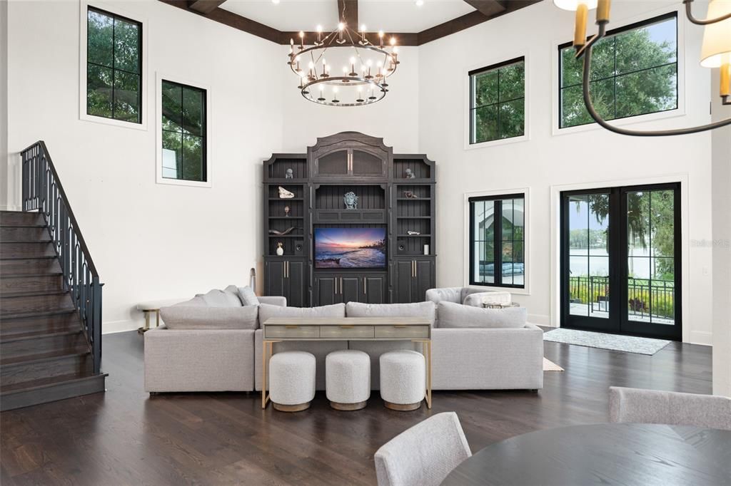 На продажу: $5,325,000 (4 спален, 5 ванн, 6424 Квадратных фут)