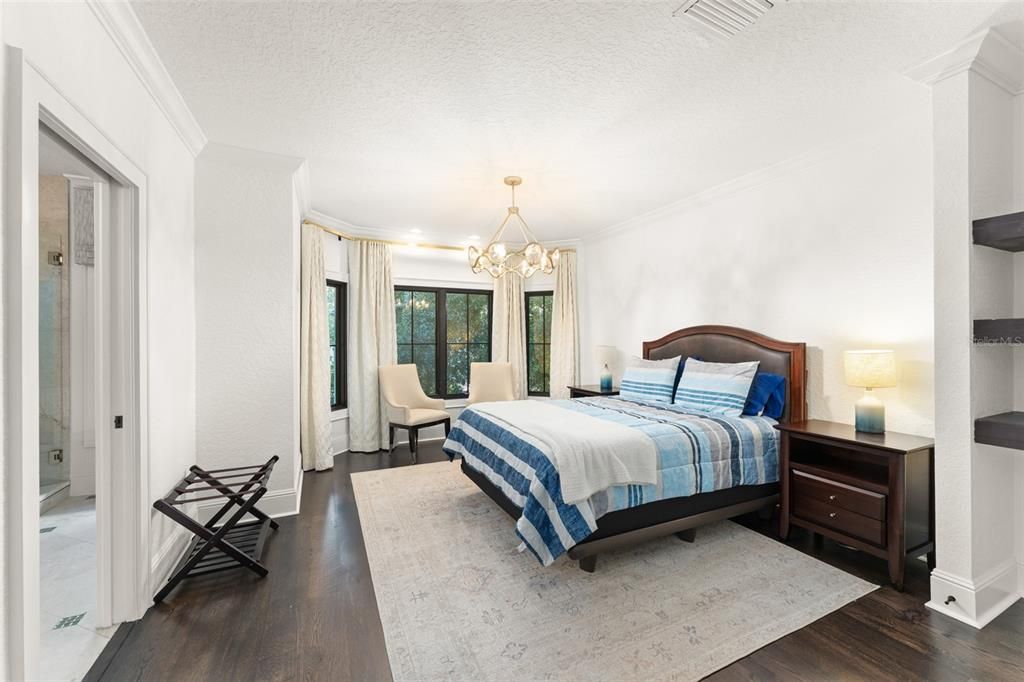 На продажу: $5,325,000 (4 спален, 5 ванн, 6424 Квадратных фут)