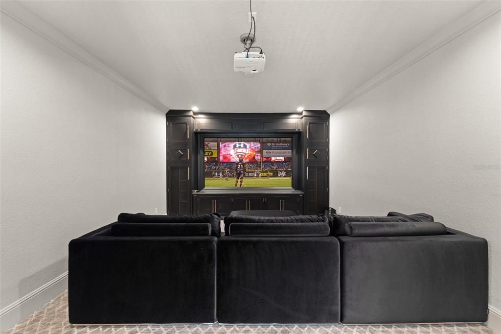 На продажу: $5,325,000 (4 спален, 5 ванн, 6424 Квадратных фут)