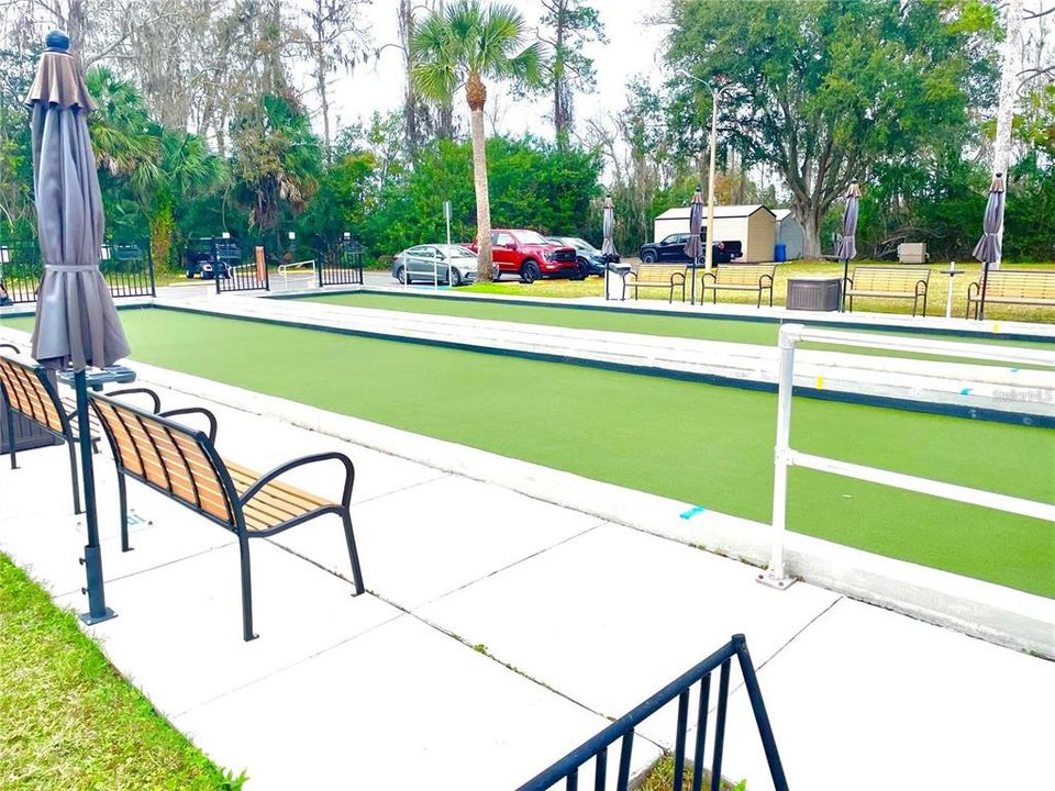 Под контрактом: $130,000 (2 спален, 2 ванн, 984 Квадратных фут)