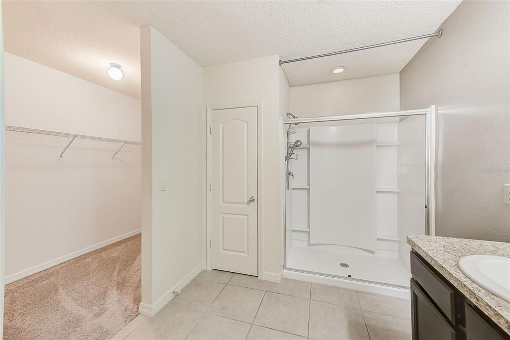 Active With Contract: $264,900 (3 beds, 2 baths, 1770 Square Feet)