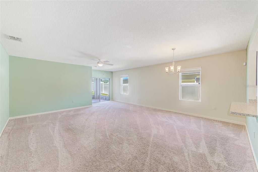 Active With Contract: $264,900 (3 beds, 2 baths, 1770 Square Feet)