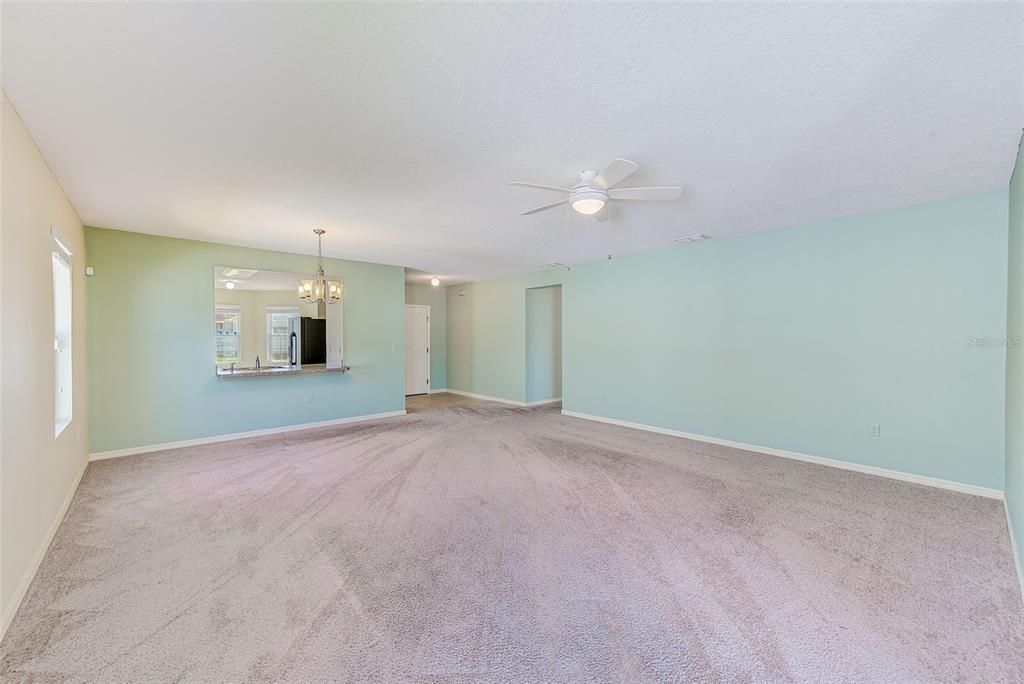 Active With Contract: $264,900 (3 beds, 2 baths, 1770 Square Feet)