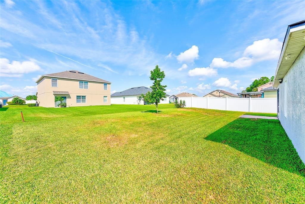 Active With Contract: $264,900 (3 beds, 2 baths, 1770 Square Feet)