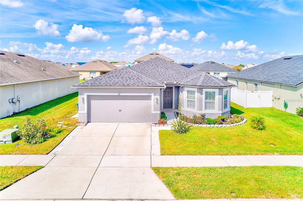 Active With Contract: $264,900 (3 beds, 2 baths, 1770 Square Feet)