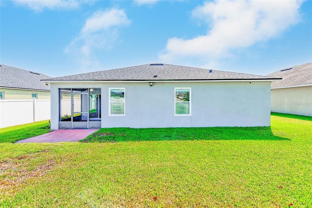 Active With Contract: $264,900 (3 beds, 2 baths, 1770 Square Feet)