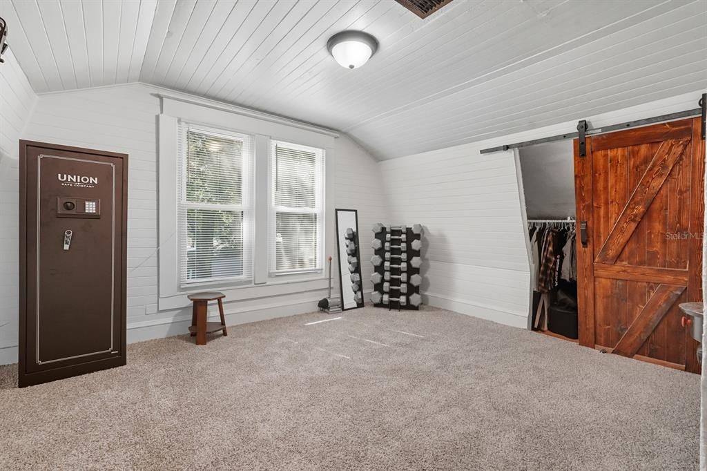 Activo con contrato: $160,000 (2 camas, 1 baños, 1624 Pies cuadrados)