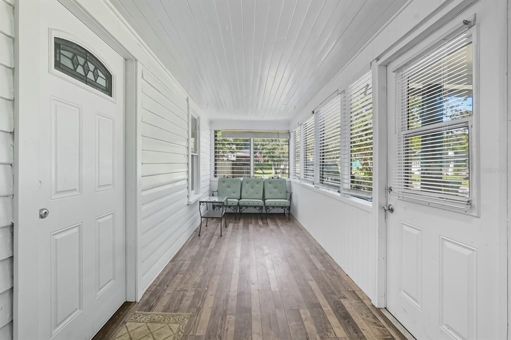 Activo con contrato: $160,000 (2 camas, 1 baños, 1624 Pies cuadrados)