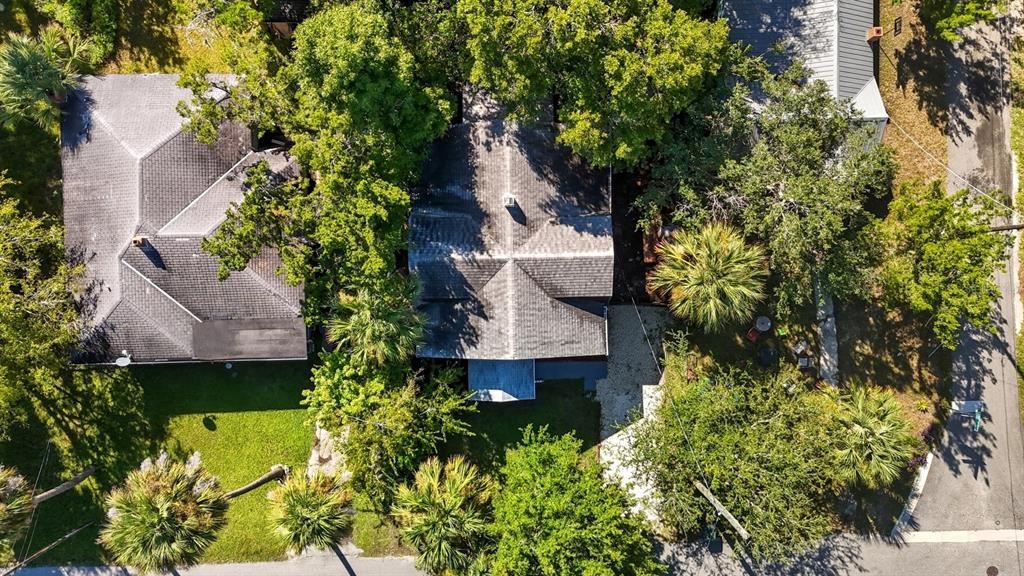 Activo con contrato: $160,000 (2 camas, 1 baños, 1624 Pies cuadrados)