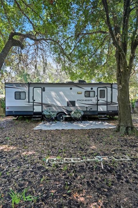 Activo con contrato: $160,000 (2 camas, 1 baños, 1624 Pies cuadrados)