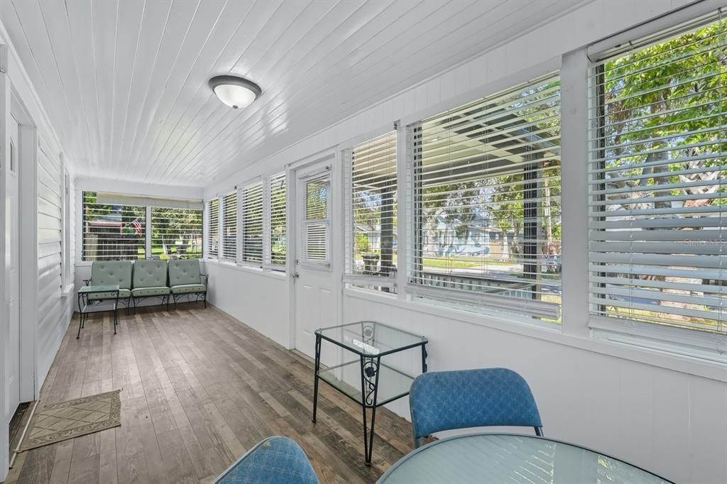 Activo con contrato: $160,000 (2 camas, 1 baños, 1624 Pies cuadrados)