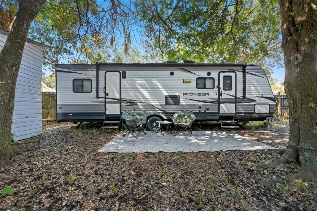 Activo con contrato: $160,000 (2 camas, 1 baños, 1624 Pies cuadrados)