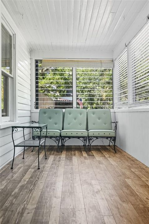 Activo con contrato: $160,000 (2 camas, 1 baños, 1624 Pies cuadrados)