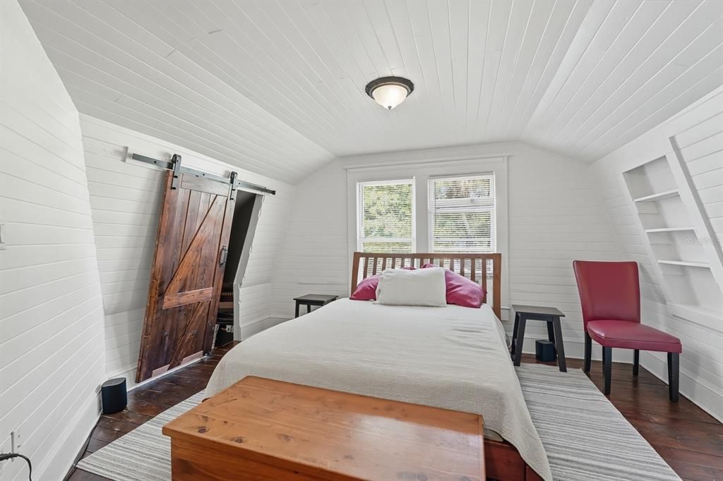 Activo con contrato: $160,000 (2 camas, 1 baños, 1624 Pies cuadrados)