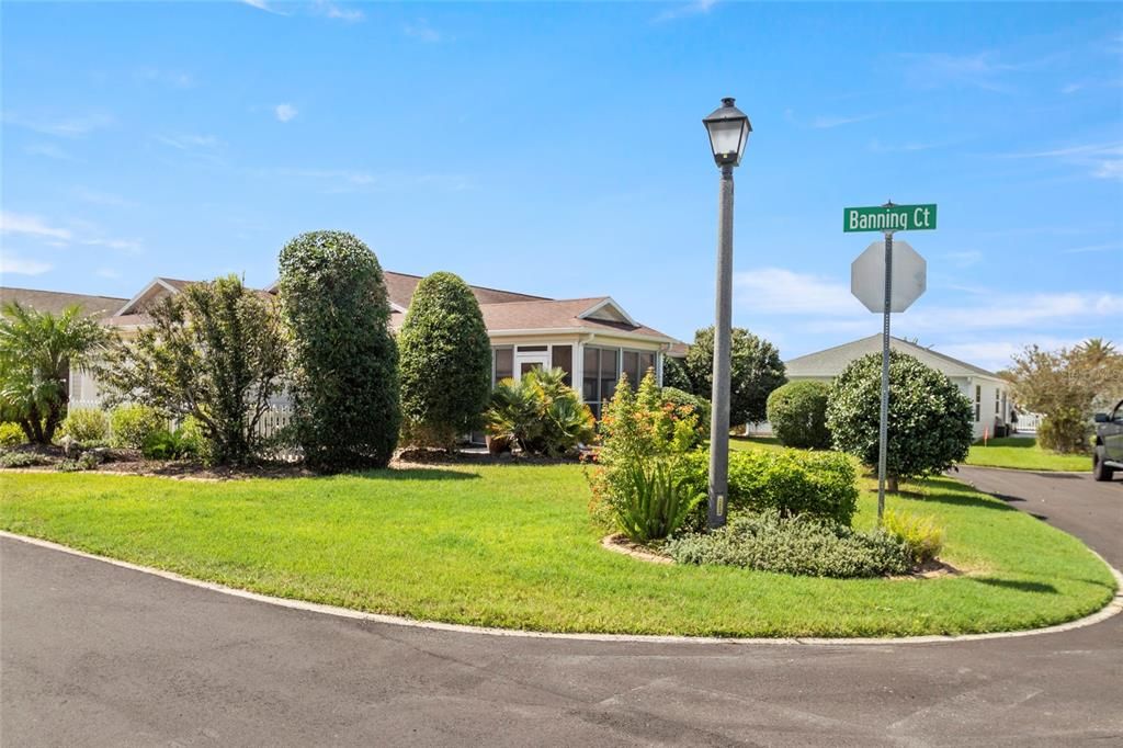 合同活跃: $314,000 (2 贝兹, 2 浴室, 1156 平方英尺)