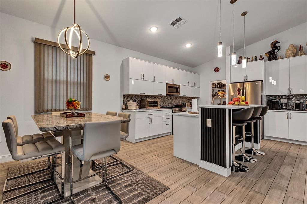 На продажу: $499,000 (4 спален, 3 ванн, 2296 Квадратных фут)